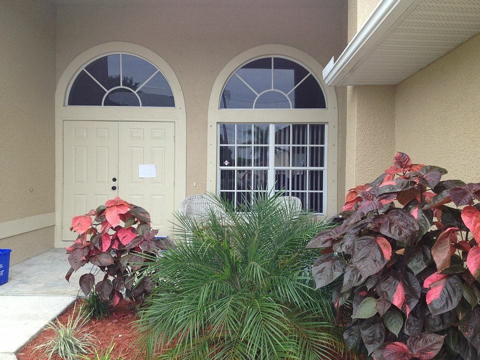 1st image of 1820 SW 27th St