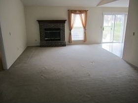 2nd image of 40 Green Park Ln