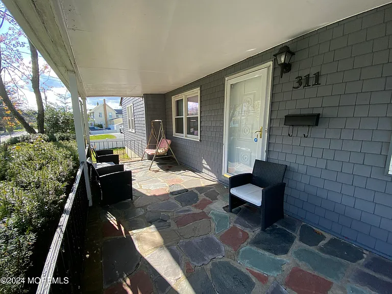 311 Roosevelt Ave — Photo 3