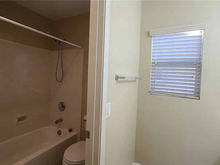 7449 W Mistral Ave #0 — Photo 31