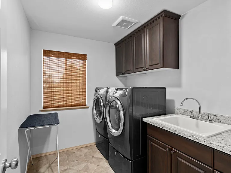 3823 S Mead St — Photo 21