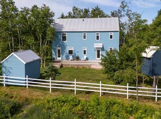 10 Pine St, Charlotte Parish, PE C1E2W1