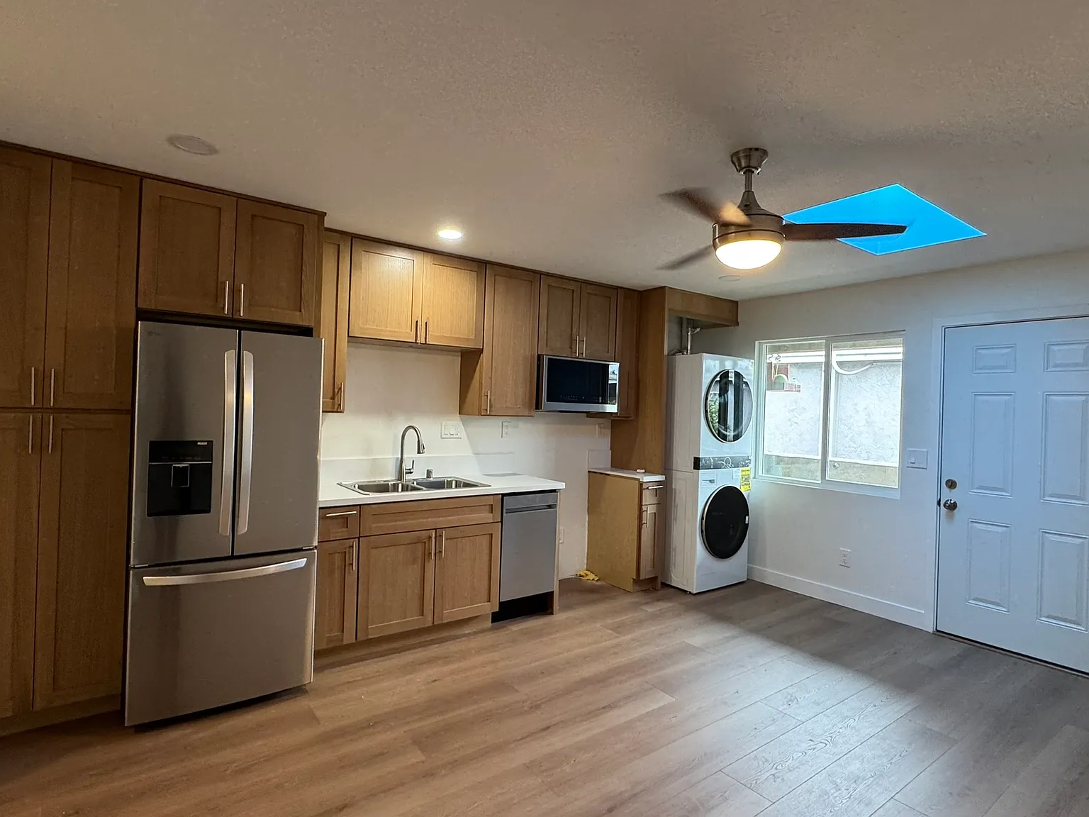 1 bed, 620 sqft, $1,945 — Photo 1