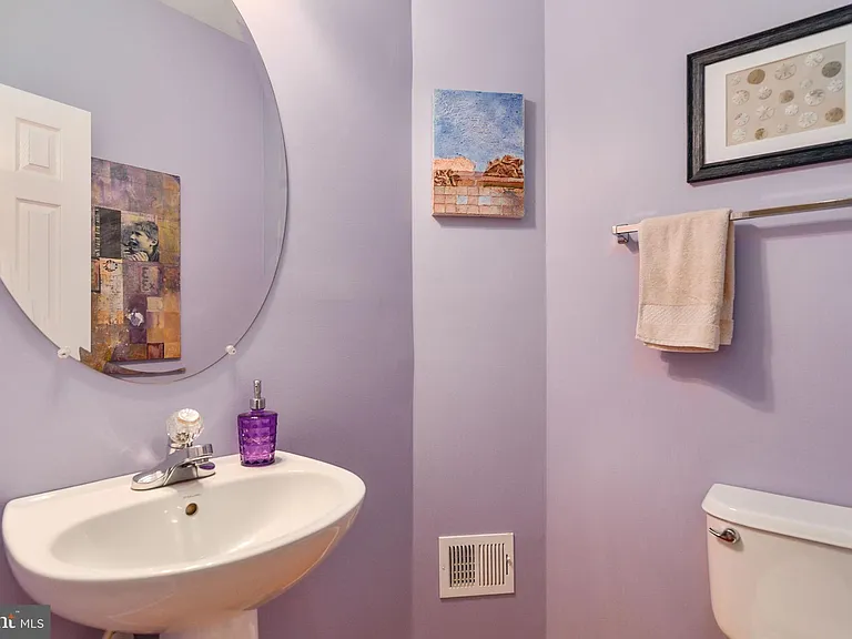 2372 Battery Hill Cir — Photo 27