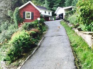 717 Orchard Heights Rd, Richwood, WV 26261