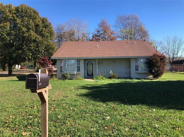 610 Medler St, Bernie, MO 63822