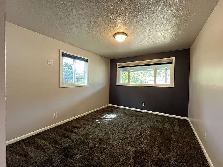 730 SE 143rd Ave — Photo 22