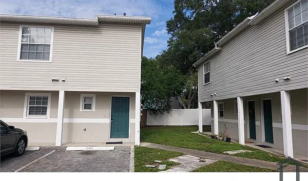 3607 W Idlewild Ave #301