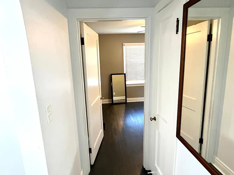 301 Poplar Dr — Photo 19