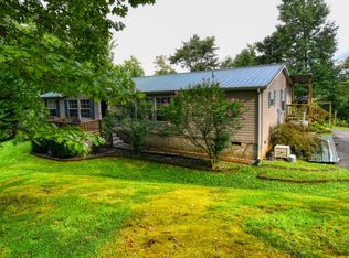 151 Laura Boling Loop Rd, Strawberry Plains, TN 37871