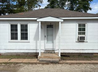 916 Ohio St, Augusta, KS 67010