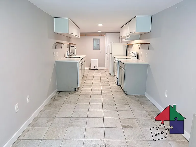 110 Northfield St — Photo 19