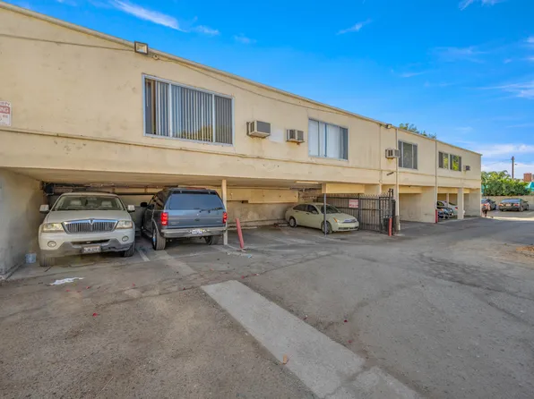 6633 Vineland Ave, 6633 Vineland Ave #Dca4d8169, North Hollywood, CA 91606