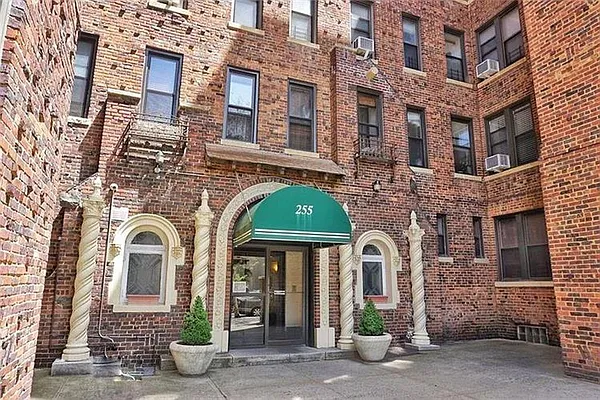Sold by Ben Bay Realty Co. of Bay Ridge | media 1