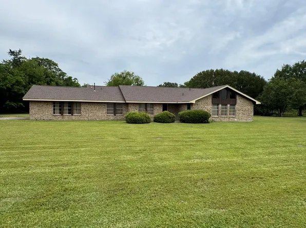 904 Sayers St, Lufkin, TX 75904