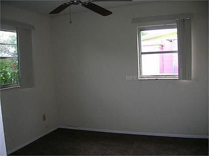 5th image of 221 Woodmere Blvd