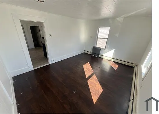 122 Canterbury St #2 — Photo 8