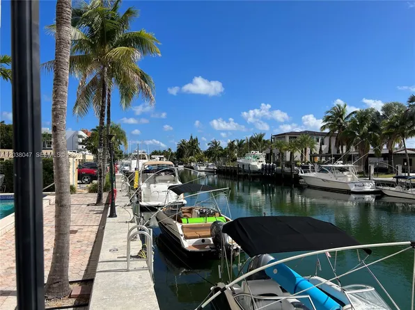 2350 NE 135th St APT 704, North Miami, FL 33181