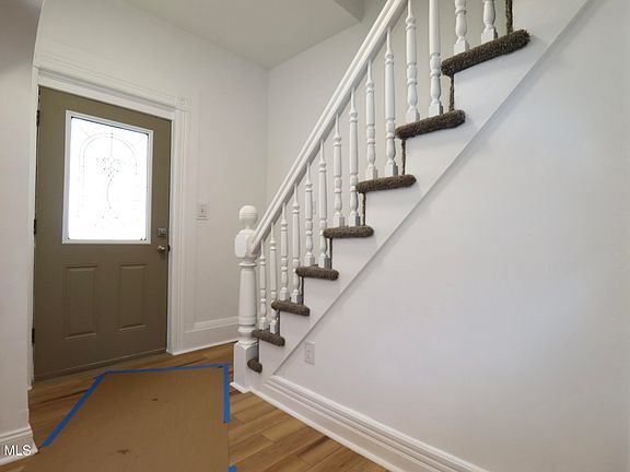 2nd image of 107 Putnam Road