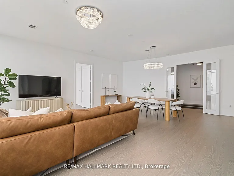 10 York St #6805 — Photo 8