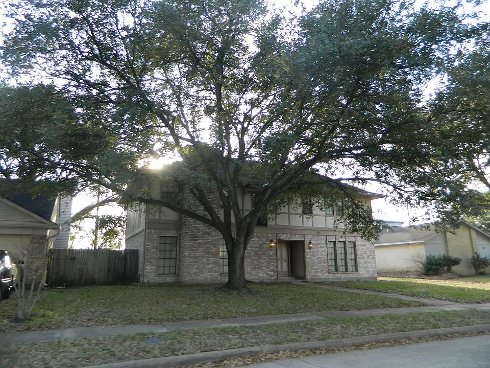 1st image of 1410 Country Park Dr