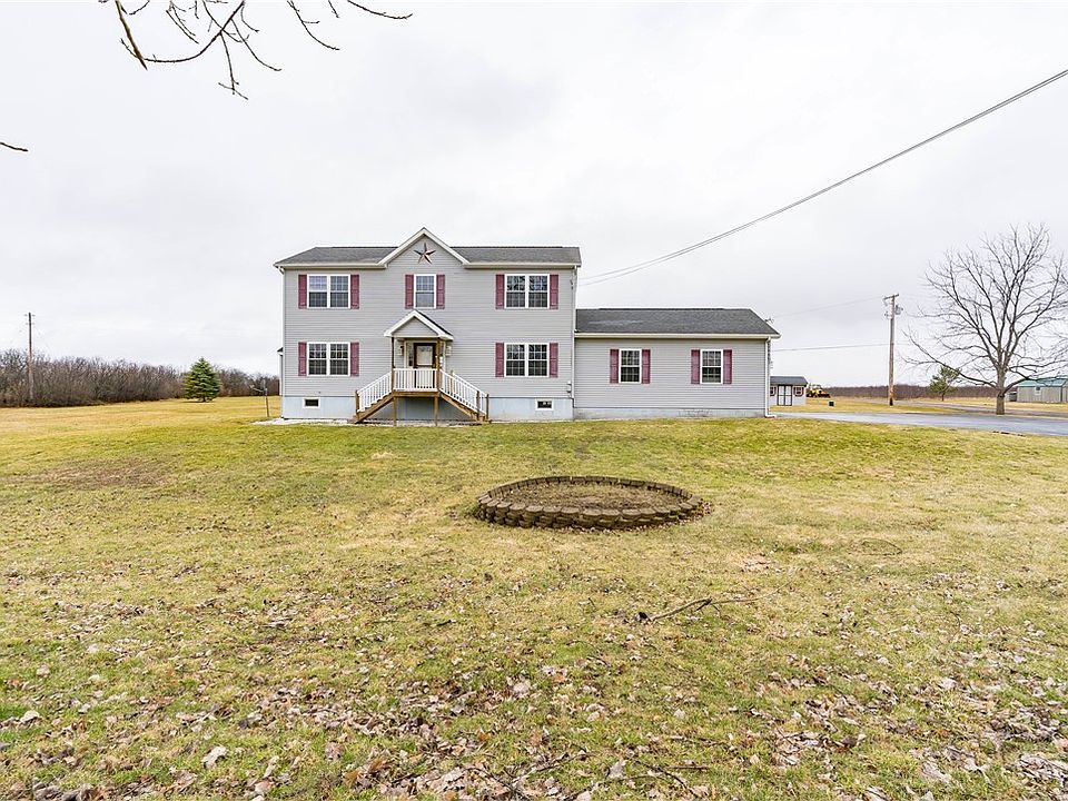 1st image of 26401 Perch Lake Rd