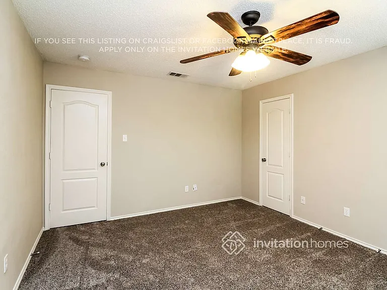 703 Meadowgate Dr — Photo 10