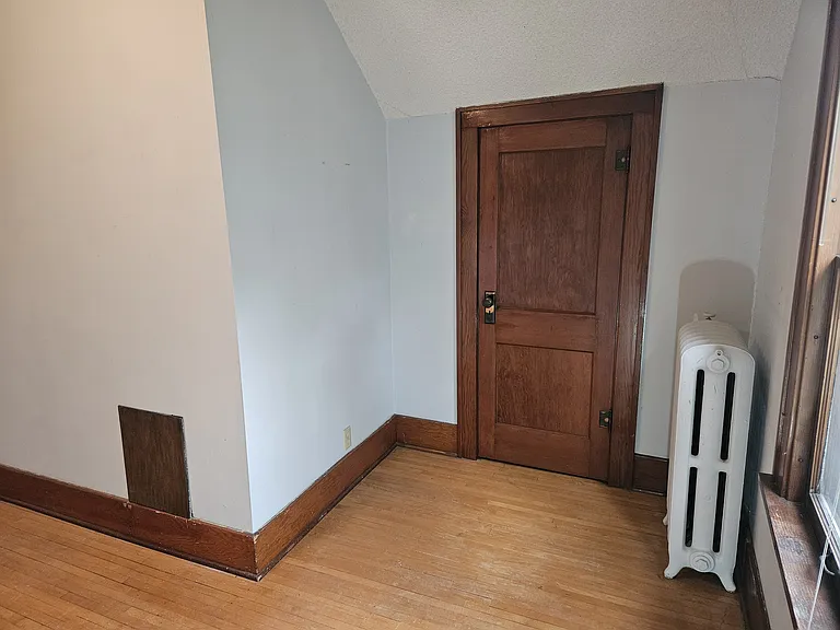 416 Hassan St SE — Photo 13