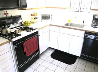 2 Chestnut St APT 43, Cambridge, MA 02139