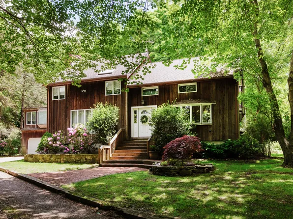 52 Fairview Drive, Madison, CT 06443