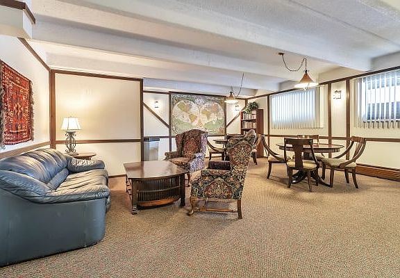 5th image of 1373 Fillmore St #1B-1Ba-820Sqft