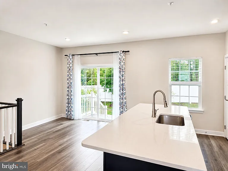 340 Paca Gardens Ln — Photo 21