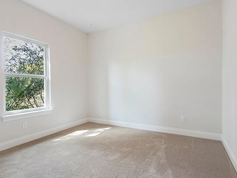 906 Mulberry Ave — Photo 11