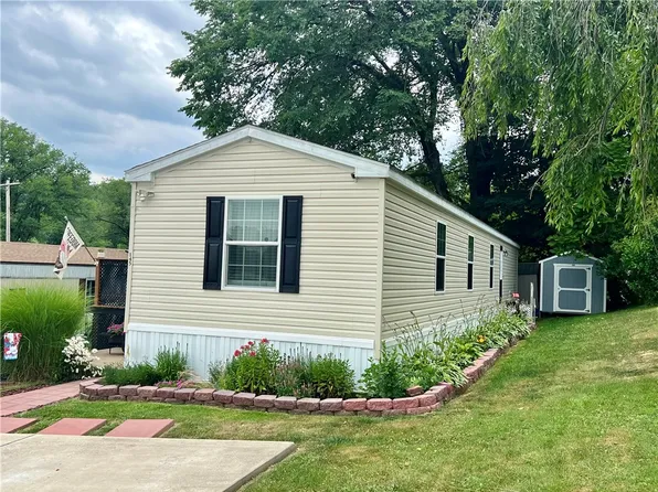145 Laurie Ln, Washington, PA 15301