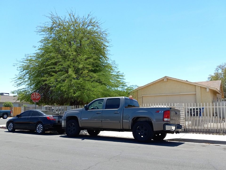 1st image of 600 C Quiroz St