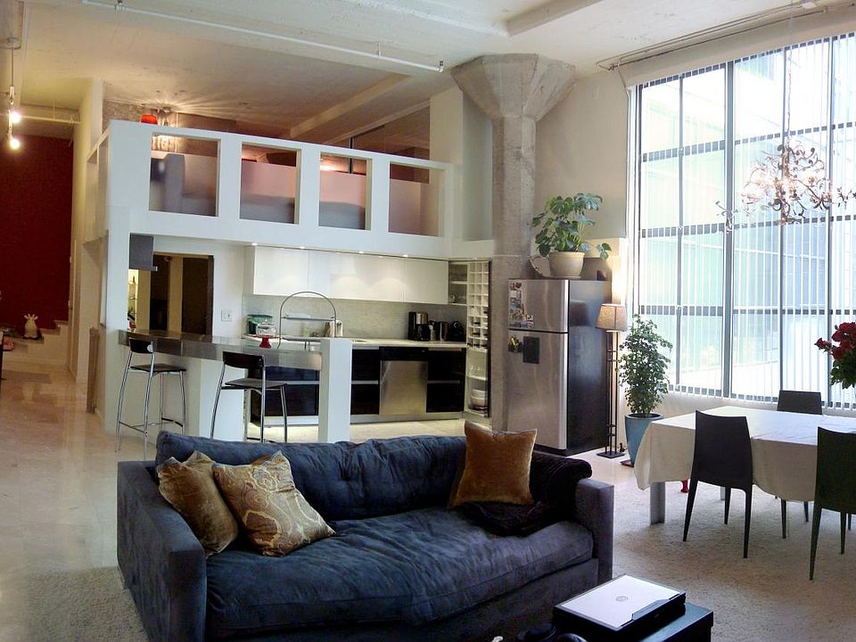 1st image of 601 4th St Unit 207