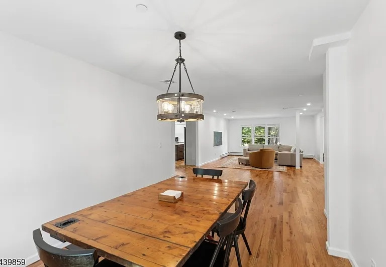 12 Forest Ave — Photo 20