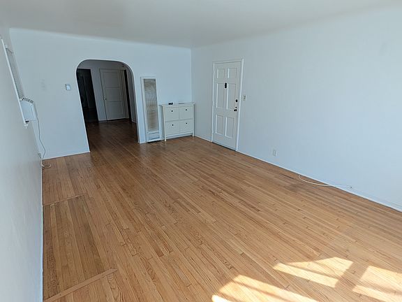 3rd image of 150 Ximeno Ave #150