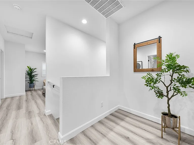 1359 Point Loma Pl — Photo 36