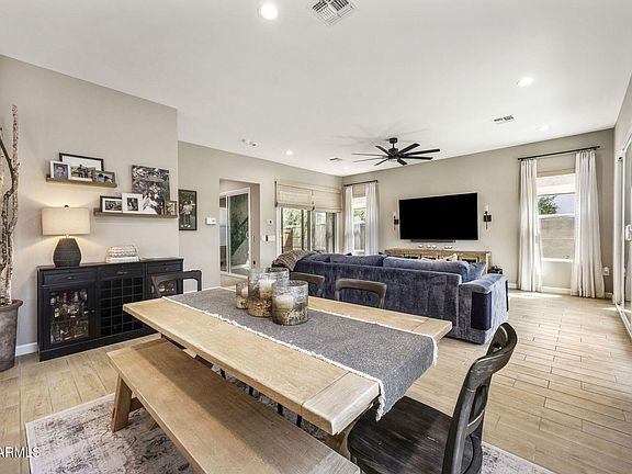 4th image of 4837 E MURIEL Drive