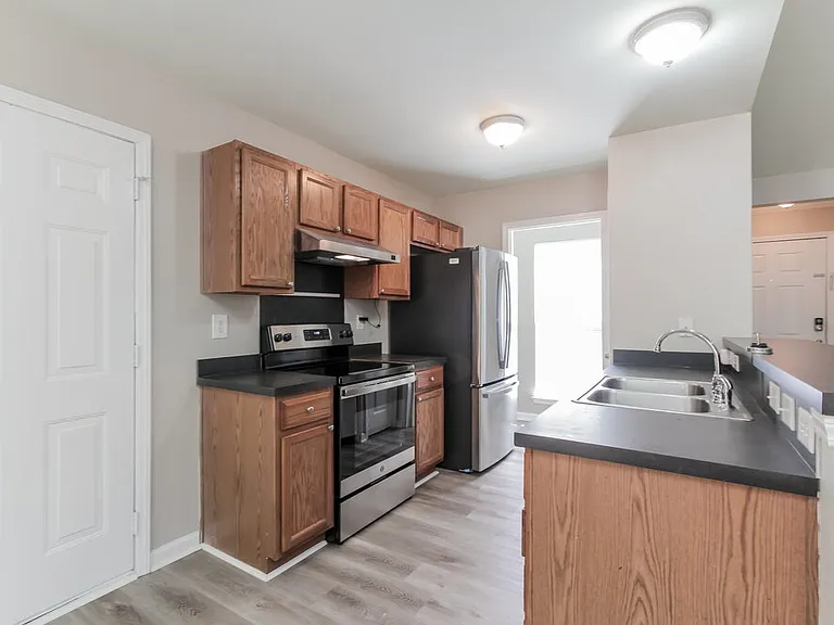 5833 Lawnmeadow Dr — Photo 7