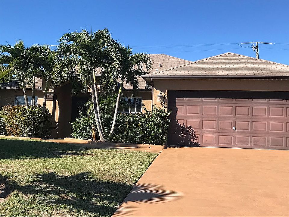 1st image of 583 SW South Quick Cir