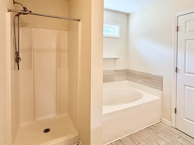 2729 E Shoreham St — Photo 39