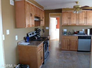 17 Pine Hill St #2, Lowell, MA 01852