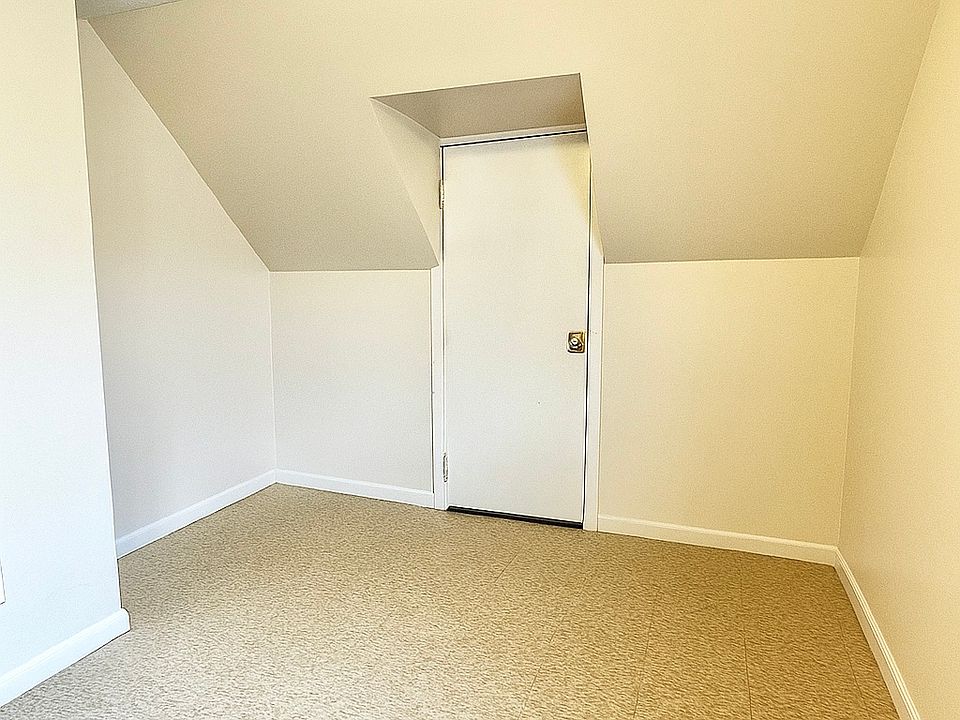 2nd image of 84 Linden St #3