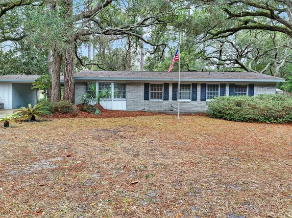 18 Ogden St, Jekyll Island, GA 31527
