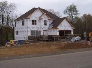 2225 Shannon Mills Dr, Renfrew, PA 16053