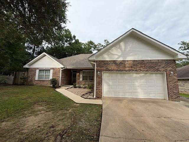 1st image of 883 Alawai Ave
