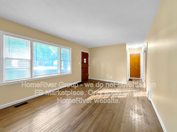 4th image of 8812 Richards Dr