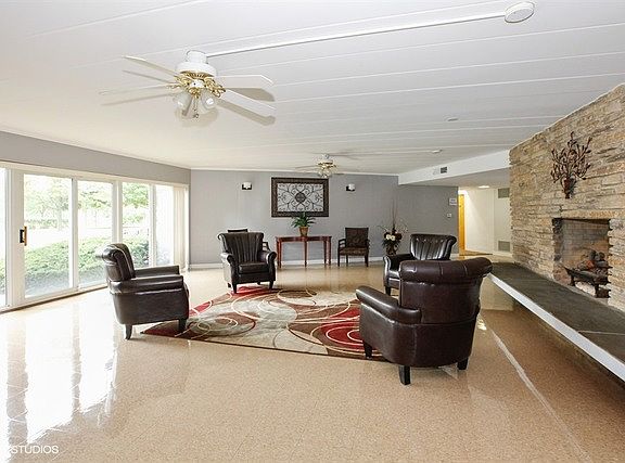 5th image of 2800 Maple Ave APT 21B